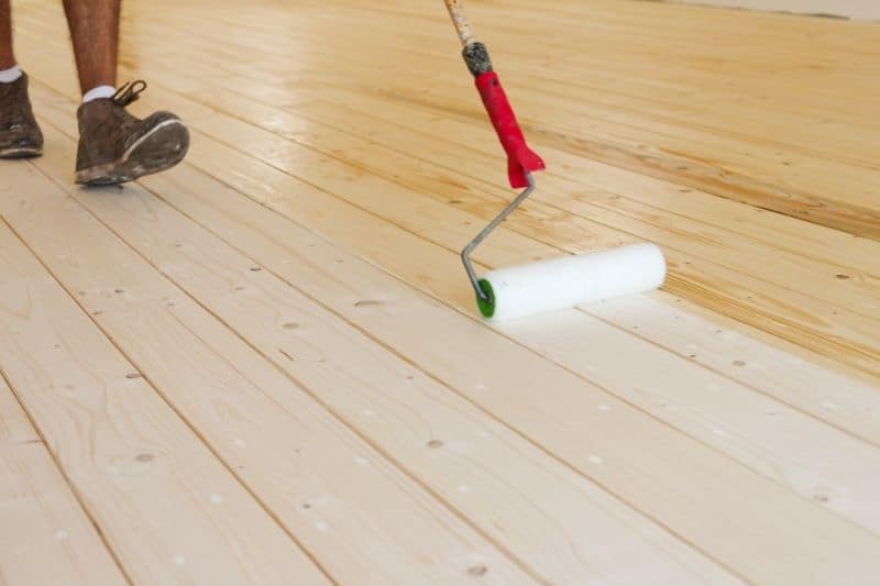 Can I Apply Polyurethane With A Roller, Applying Polyurethane To Hardwood Floors