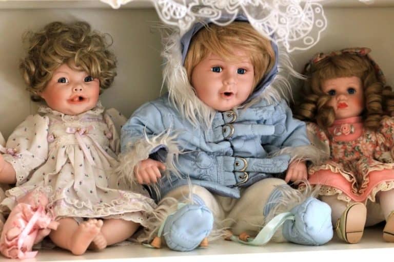 30 Convenient Baby Doll Storage Ideas