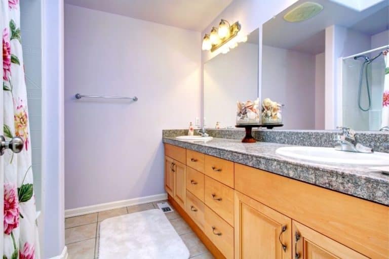 5 Tips on the Best Color Temperature for Bathroom Lighting