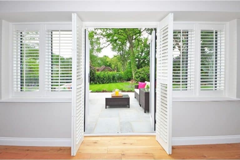 5 Best Paint for Vinyl Shutters [2022 Reviews] The Interior Evolution