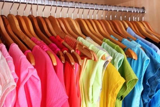 How Wide Does A Closet Need To Be To Hang Clothes On Both Sides?