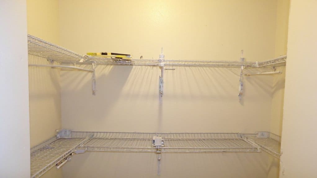 adjustable shelves maximize space