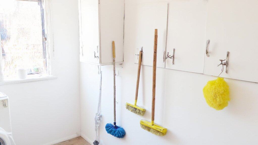 efficient storage for cleaning tools